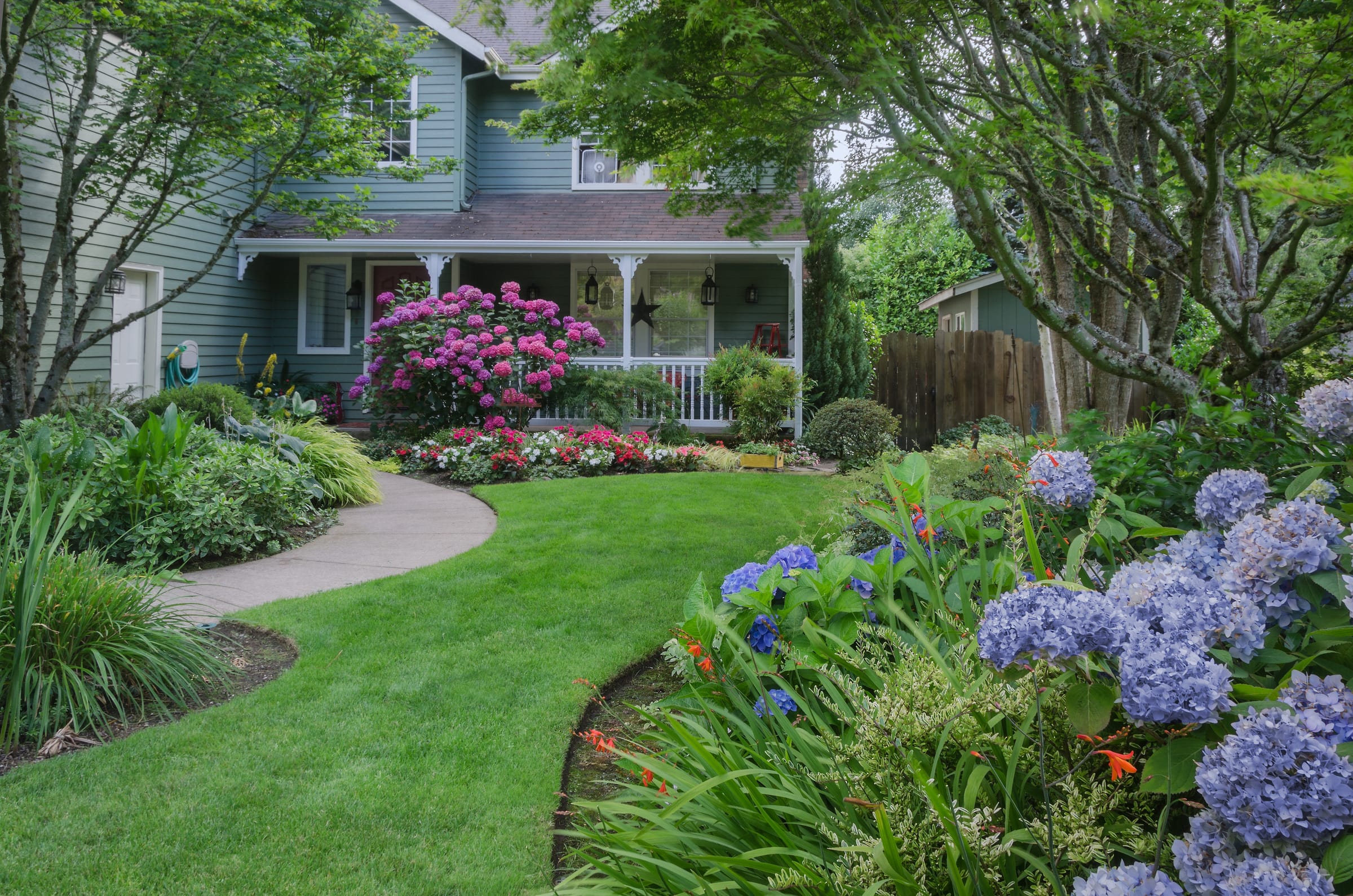 Upper Arlington, OH landscape by Stiltner Landscapes