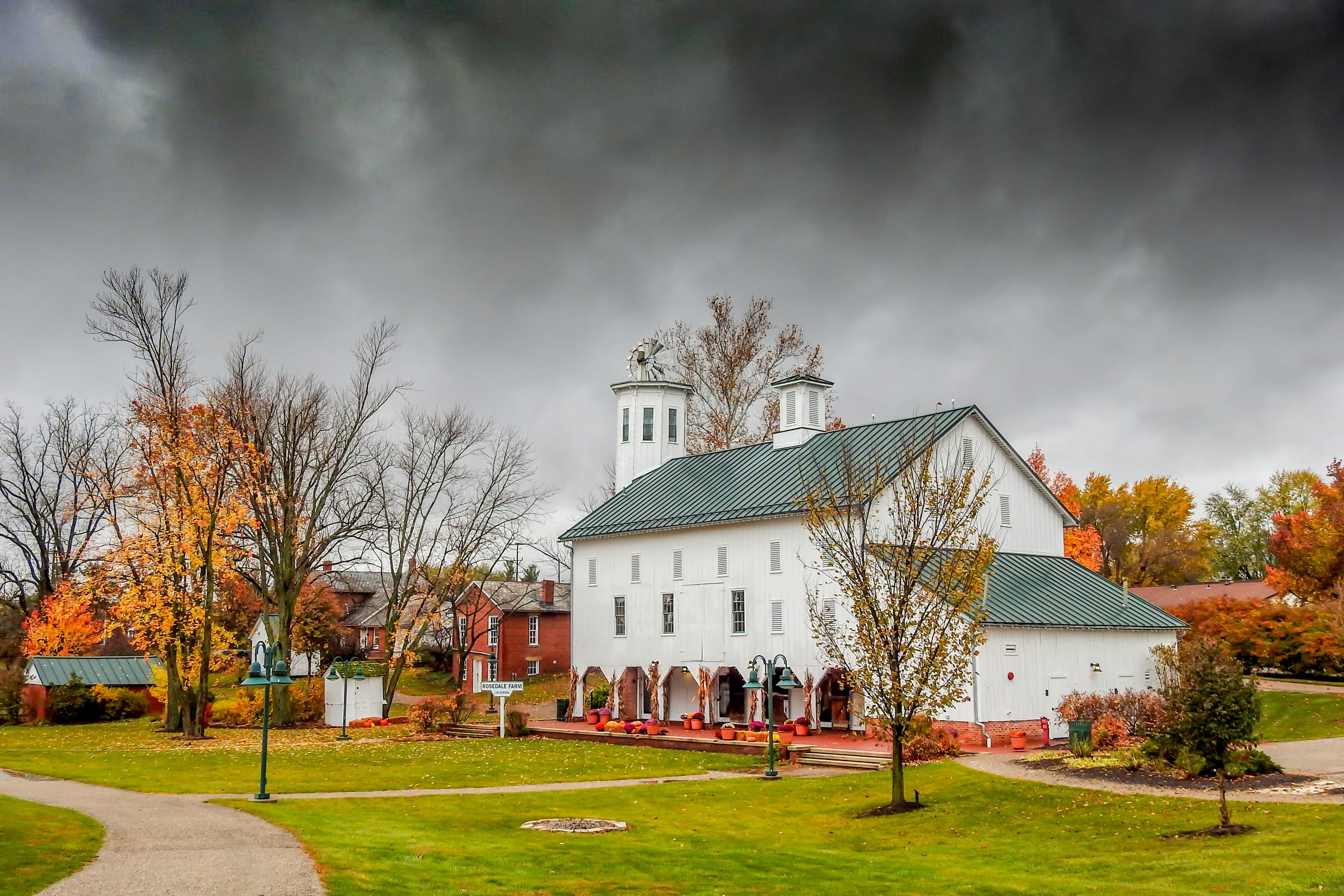 Westerville, OH landscape by Stiltner Landscapes